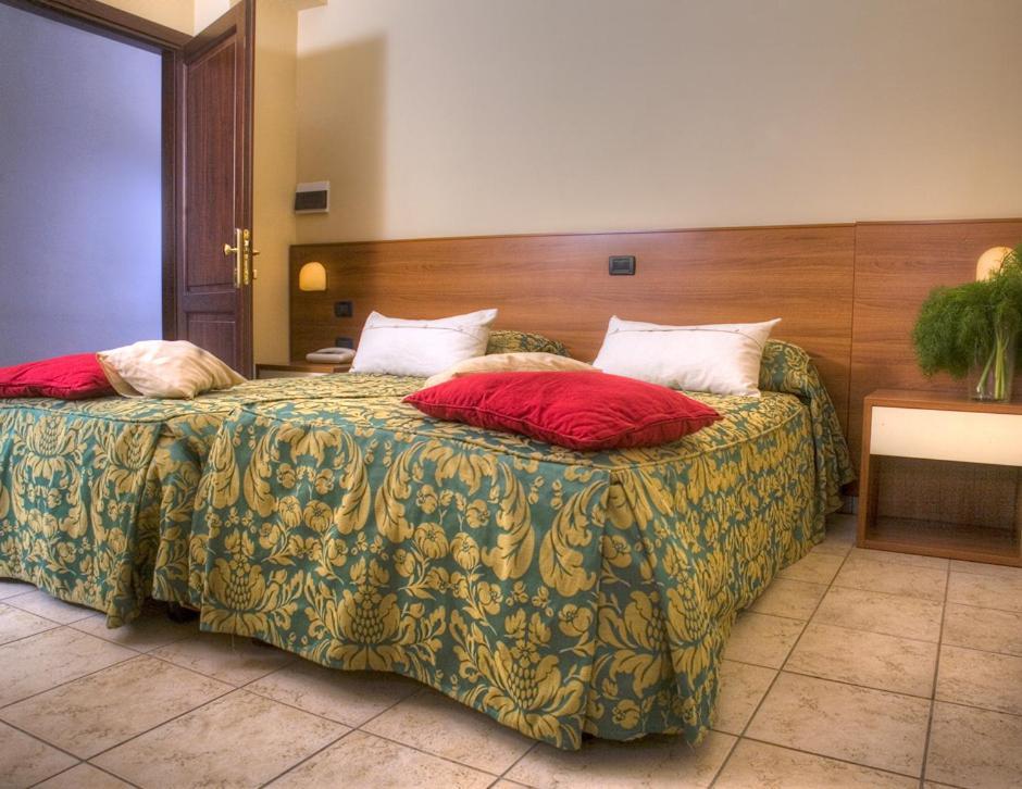 Hotel Tuscania Panoramico Zimmer foto